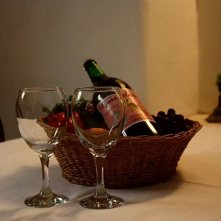 Lucijo Casa de hóspedes Vrboska